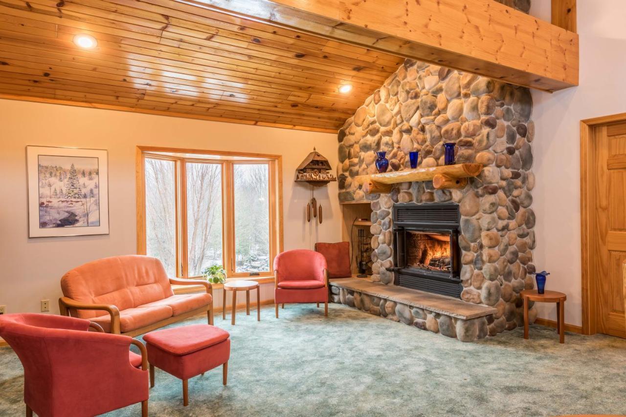 Black River Crossing Bed & Breakfast Bessemer Екстер'єр фото